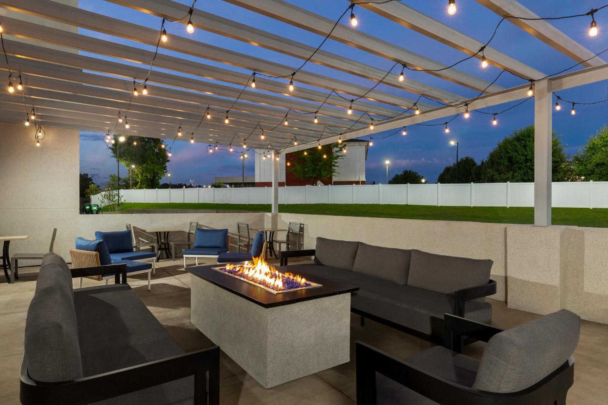 Candlewood Suites Bessemer - Birmingham Sw By Ihg Exterior foto